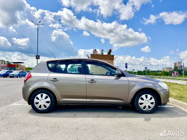 Kia Ceed 1.6 AT, 2010, 150 000 км