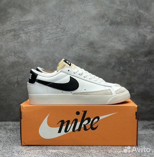 Nike Blazer Low 77 Blanc Noir