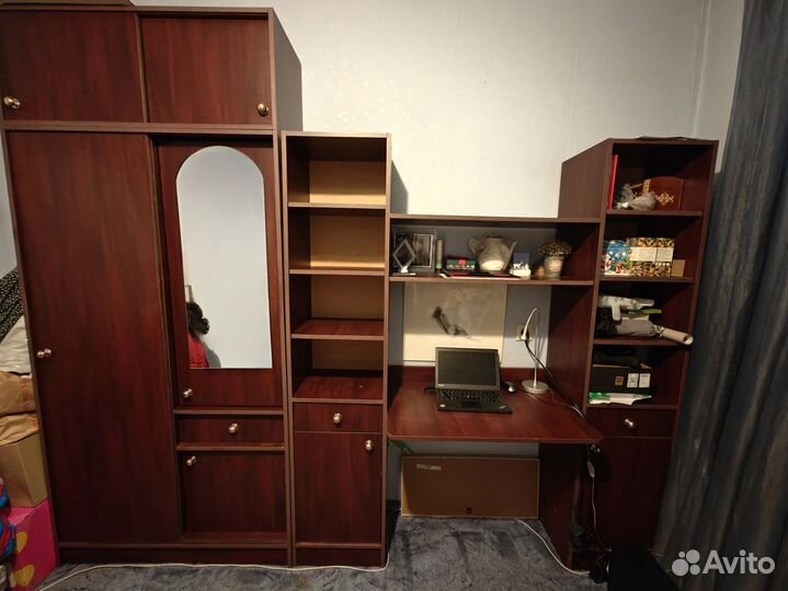 Детская стенка со столом