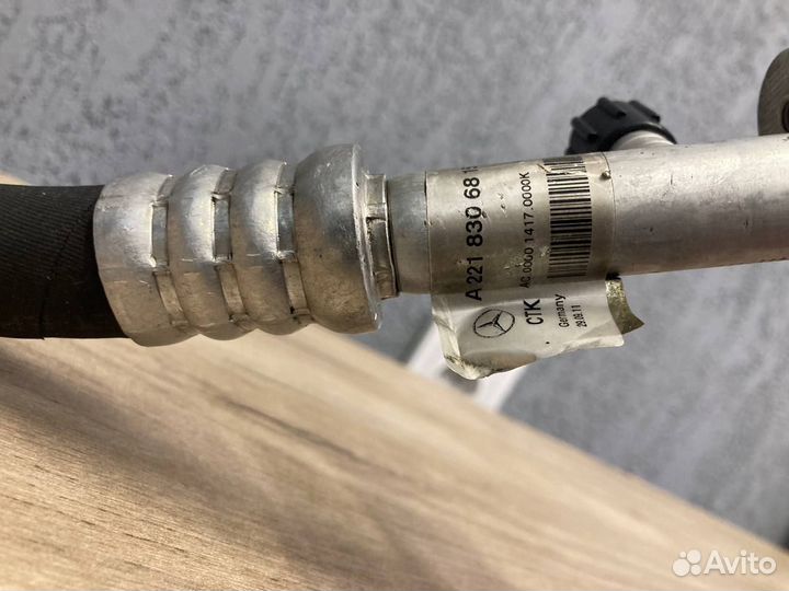 Трубка кондиционера Mercedes W221 S500 M278