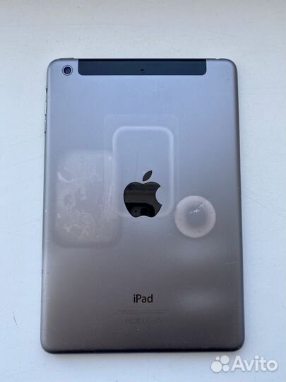 Планшет iPad Mini 2