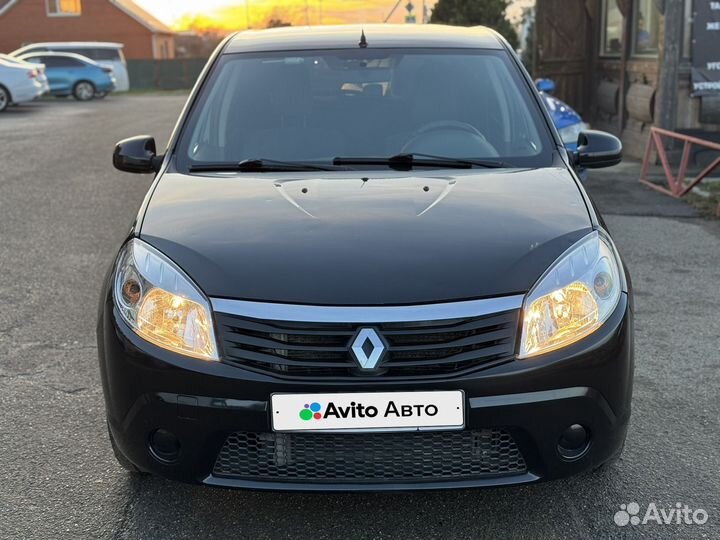 Renault Sandero 1.6 AT, 2010, 286 000 км