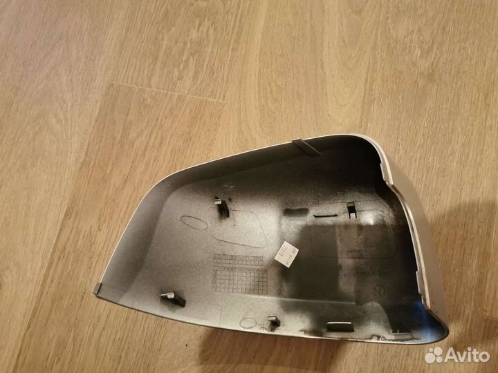 Зеркало левое, накладка Jeep grand cherokee wk2