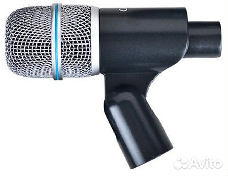 Микрофон для подзвучки альтов и тома Carvin D42