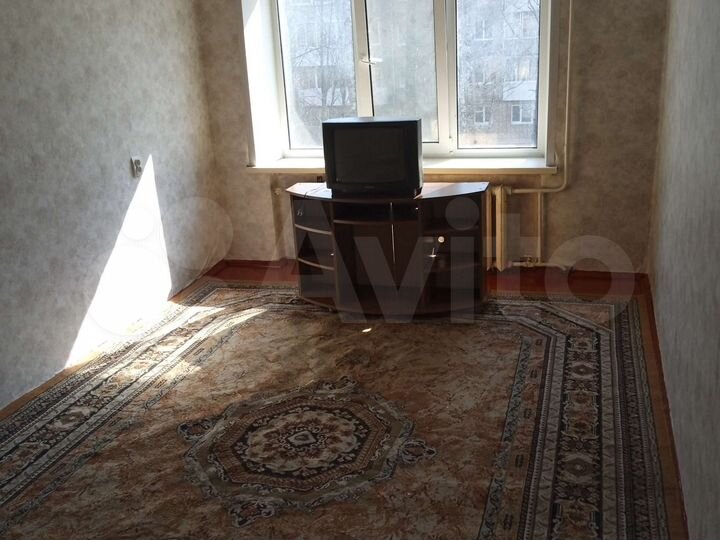 2-к. квартира, 48 м², 3/5 эт.