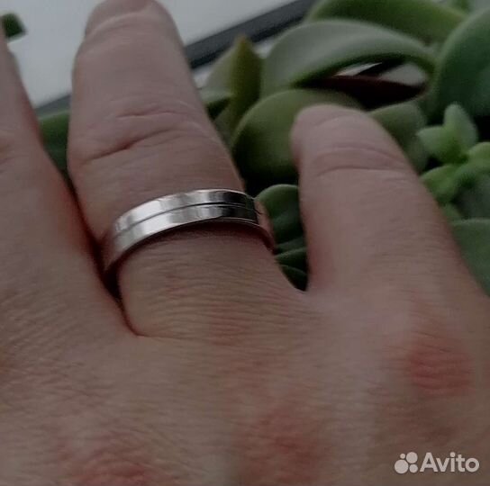Серебряное кольцо