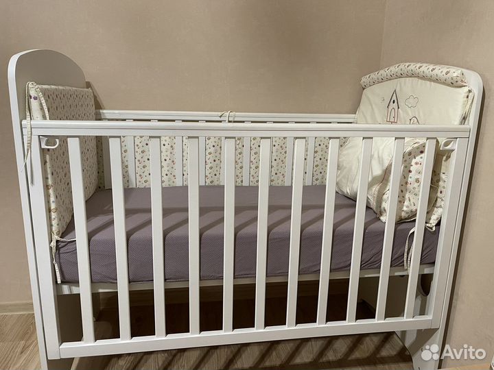 Детская кроватка