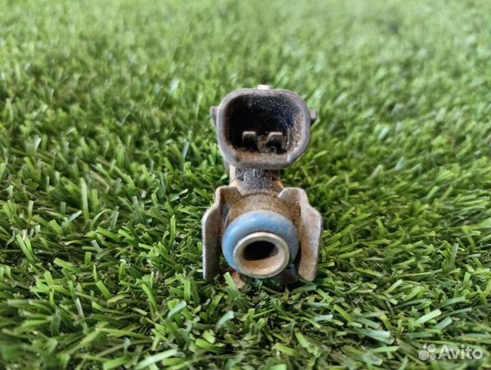 Форсунка топливная Nissan Murano Z50 VQ35DE