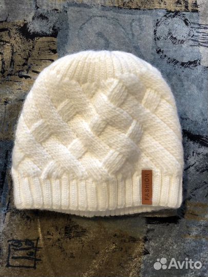 Зимняя шапка на девочек, женщин