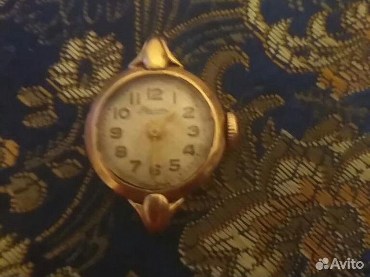 Золотые часы Волга антиквариат