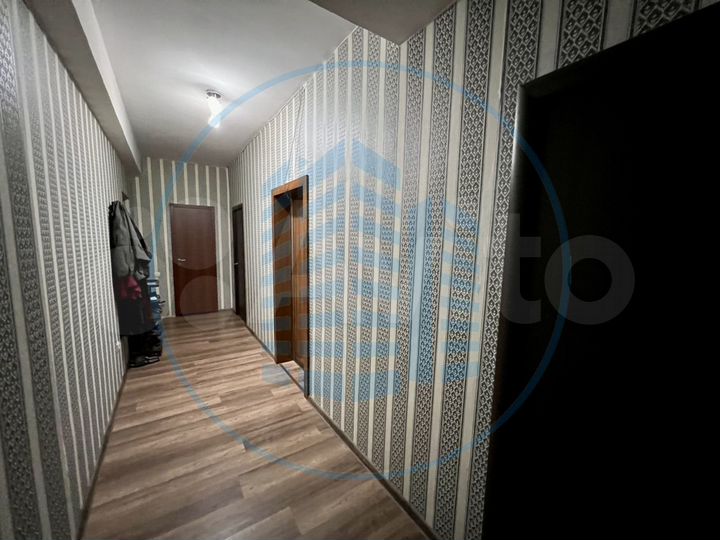 2-к. квартира, 60,4 м², 1/9 эт.