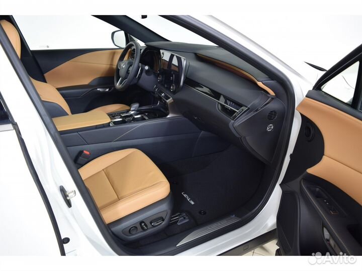 Lexus RX 2.4 AT, 2023