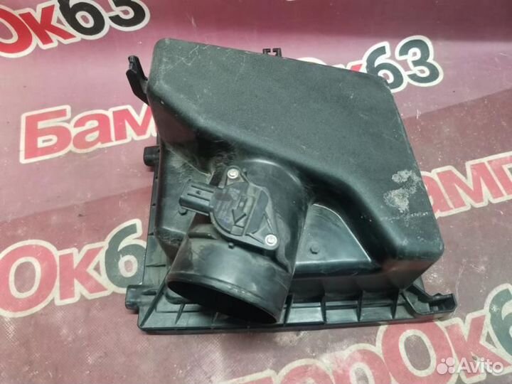 Корпус воздушного фильтра Toyota RAV4 A30 2006 (б