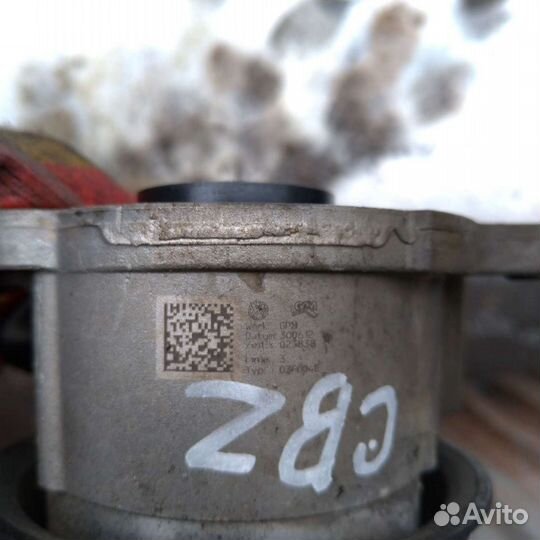 Водяной насос Ауди 03F121031A