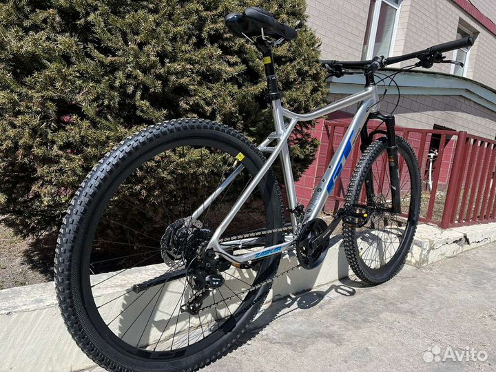 Велосипед GT racermax zaskar новый