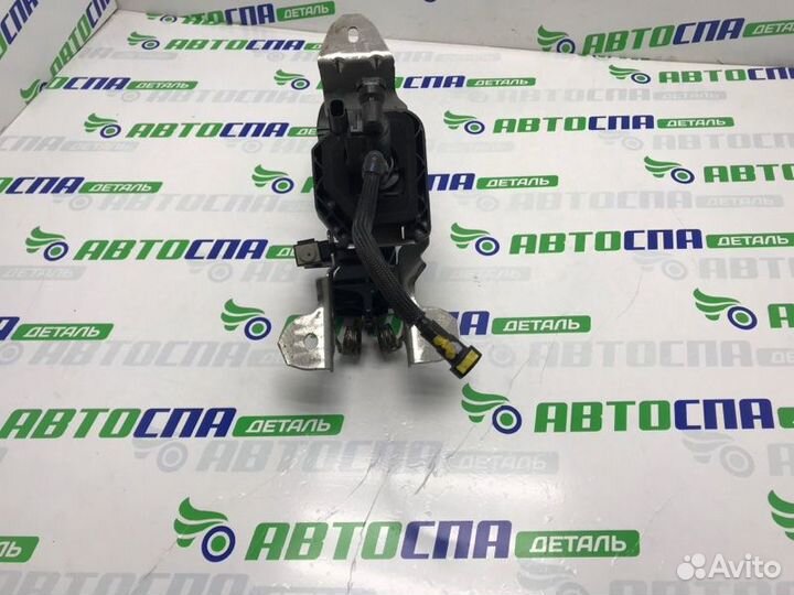 Педаль сцепления Mazda 3 BP PE / P5 2019