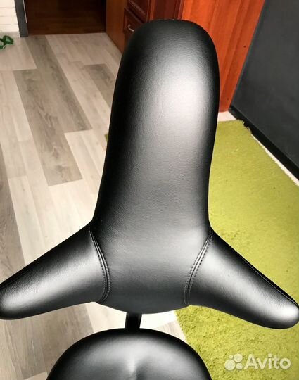 Стул седло со спинкой Gravitonus кресло седло
