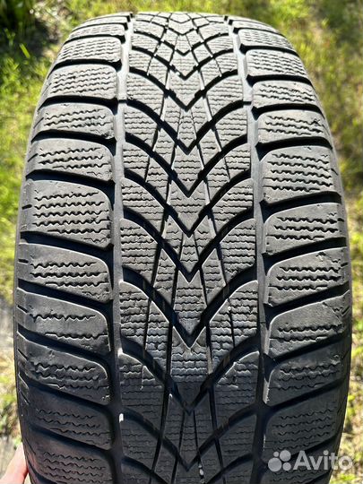 Dunlop SP Winter Sport 4D 235/55 R19 и 255/55 R19