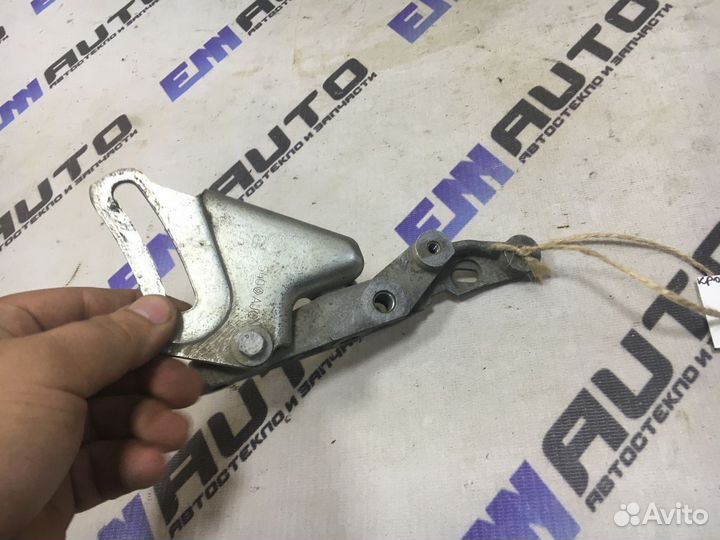 Кронштейн масляного щупа Рено Логан