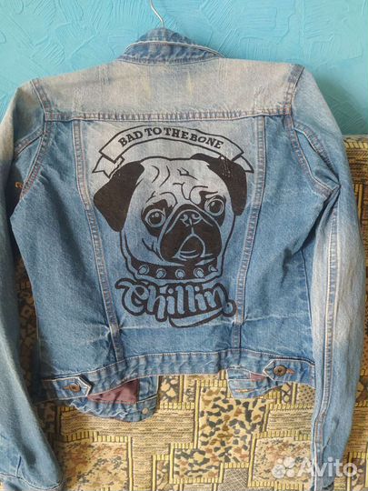 Джинсовая куртка