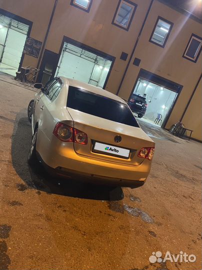 Volkswagen Jetta 1.6 МТ, 2008, 199 999 км