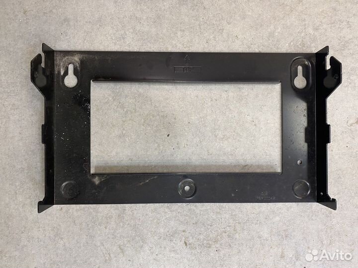 Настенное крепление KX-TDA100 (KX-tde100ru)