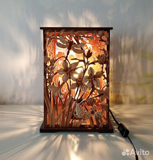 Лампа настольная 