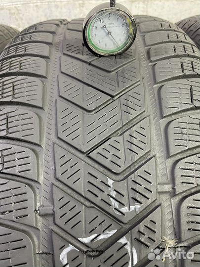 Pirelli Scorpion Winter 265/65 R17