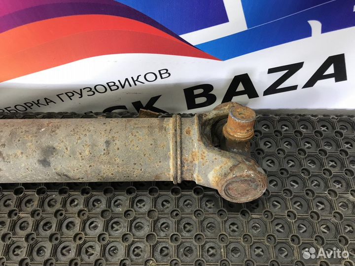 Вал карданный 1870 мм