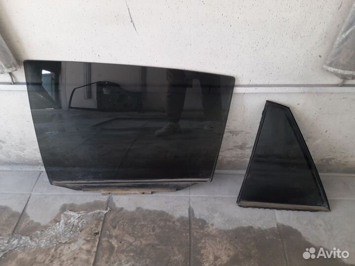 Обшивка двери lexus rx 300