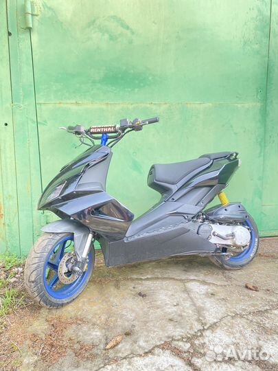 Кузов apriliia sr 50 r