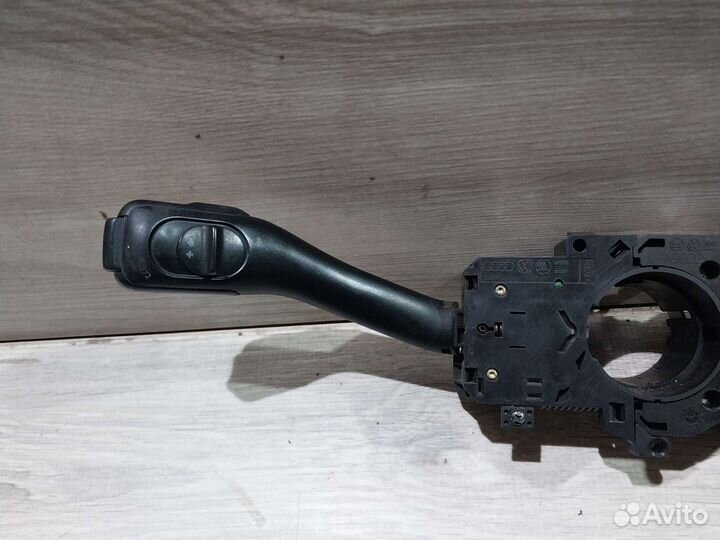 Подрулевой переключатель Volkswagen Passat B5