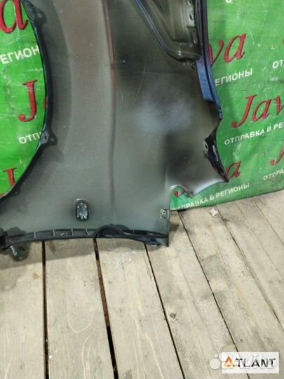 Крыло переднее правое toyota isis