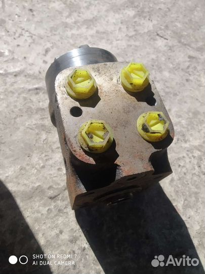 Тракторный гидродозатор рулевого управления