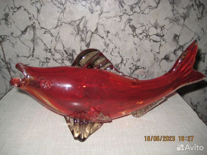 Статуэтка фарфор