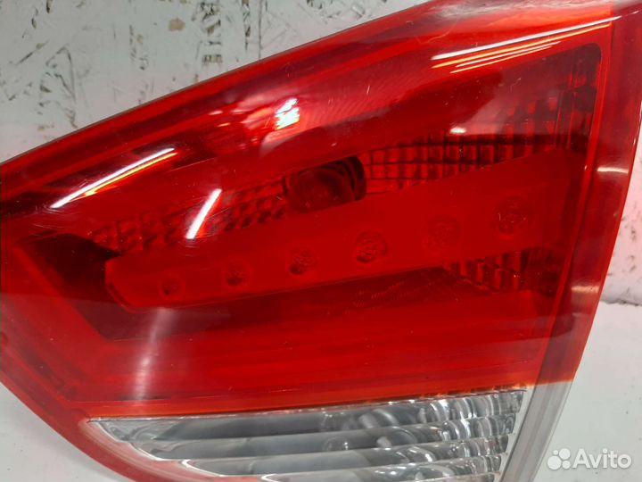 Фонарь крышки багажника правый Hyundai Tucson 2