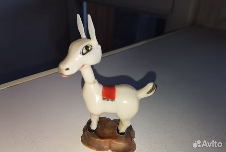 Редкая фигурка Ослика