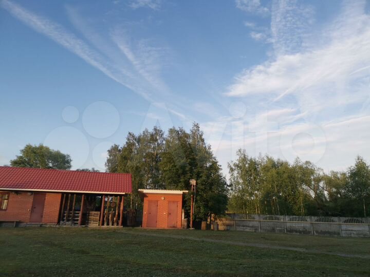 Дом 195 м² на участке 69 сот.