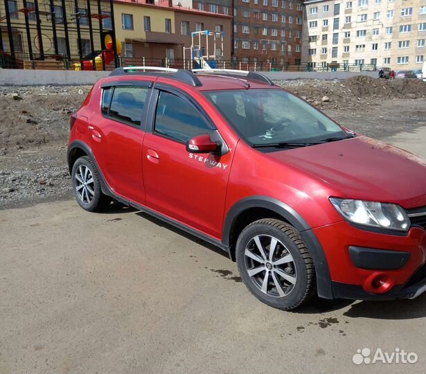 Renault Sandero Stepway 1.6 AT, 2016, 191 000 км