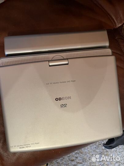 Портативный видеопроигрыватель