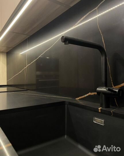 Кухня новая