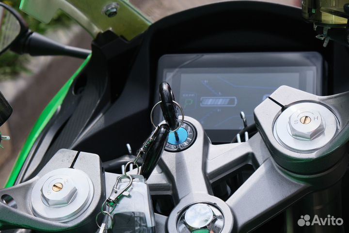 Электрический мотоцикл BMW RR