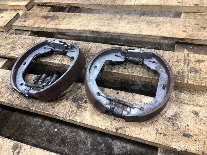 Колодки тормозные задние Bmw X5 E70 N52B30 2007