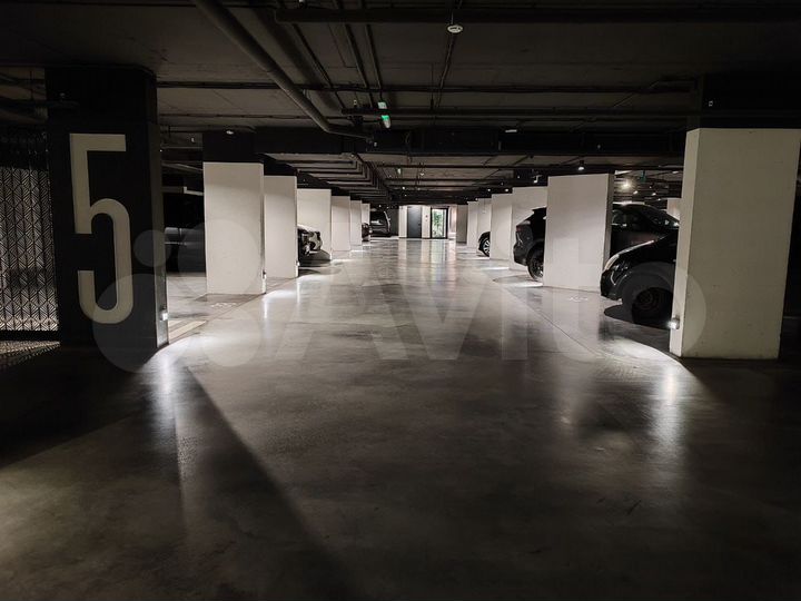 Машиноместо, 14 м²