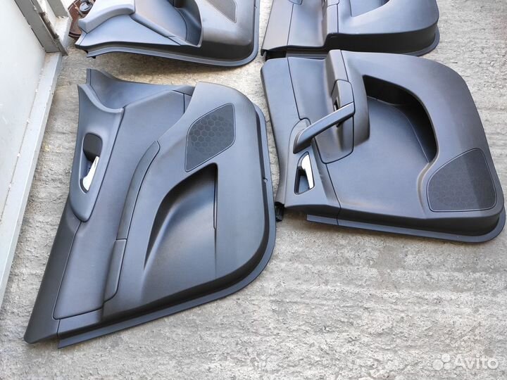 Обшивки дверей вставка кожа на Opel Meriva B