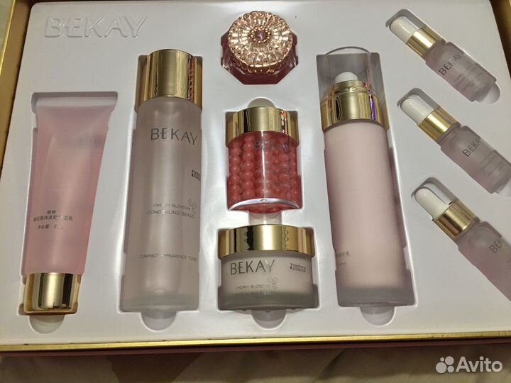 Набор уходовой косметики новый