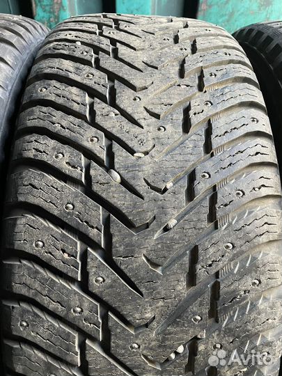 Nokian Tyres Hakkapeliitta 8 SUV 285/60 R18