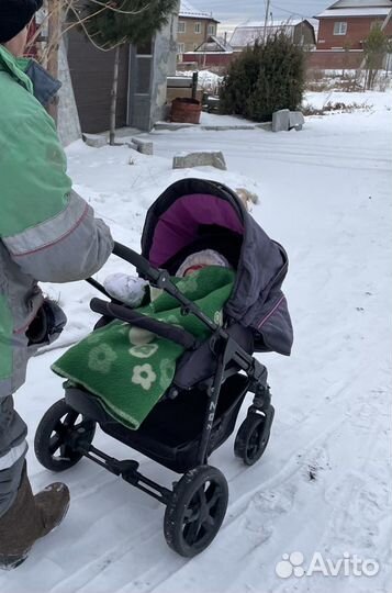 Коляска Moon beat 2012