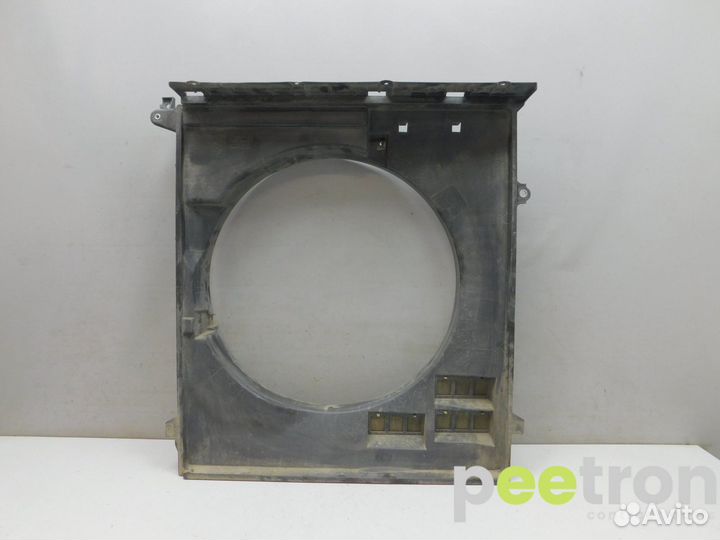 Б/У Б/У Диффузор радиатора б/у 1671130070 toyota