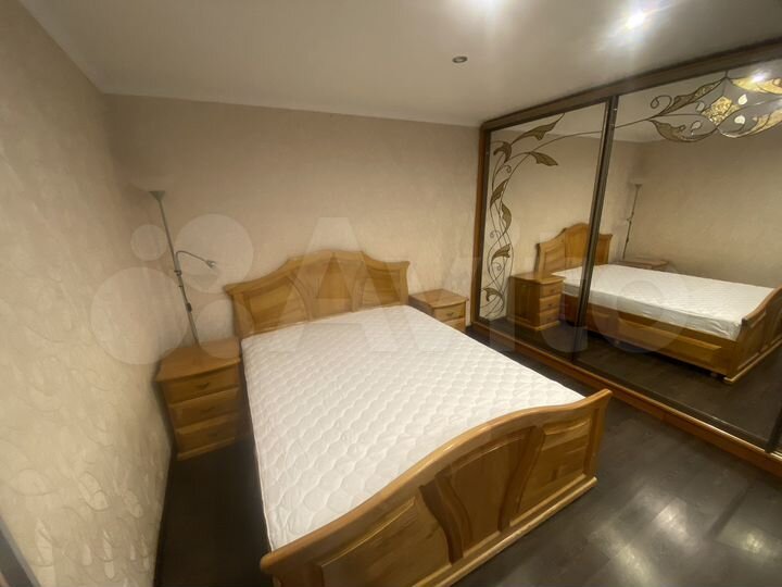 2-к. квартира, 55 м², 1/4 эт.